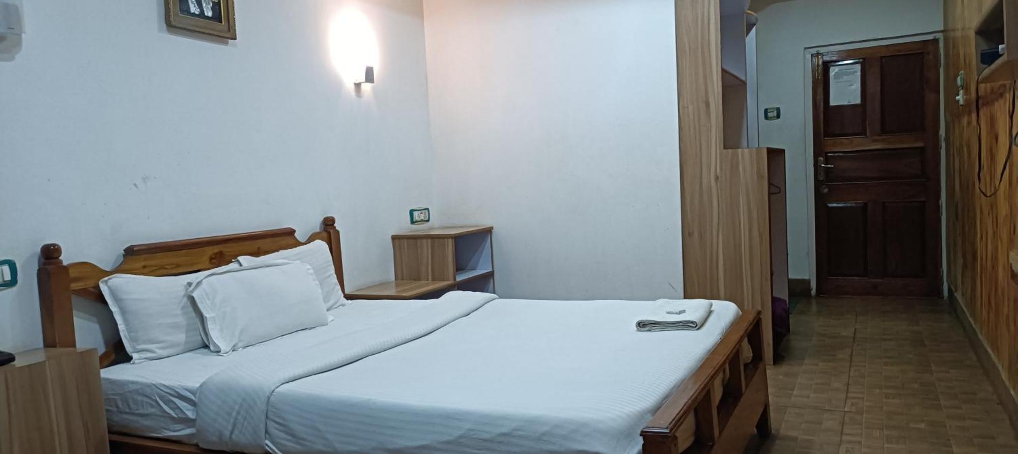 Hotel Assembly ชิลลอง ภายนอก รูปภาพ